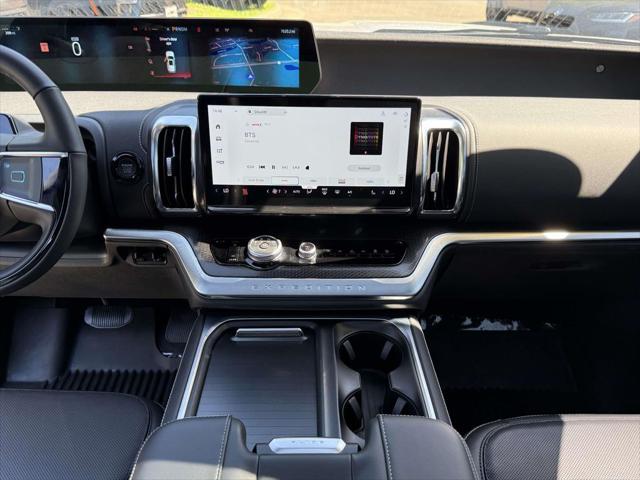 2025 Ford Expedition Platinum MAX