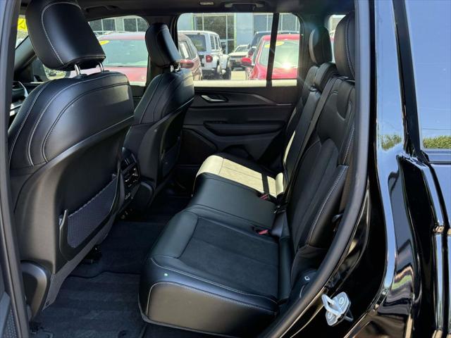 2025 Jeep Grand Cherokee Altitude X 4x4