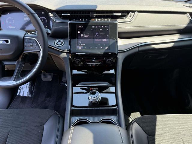 2025 Jeep Grand Cherokee Altitude X 4x4
