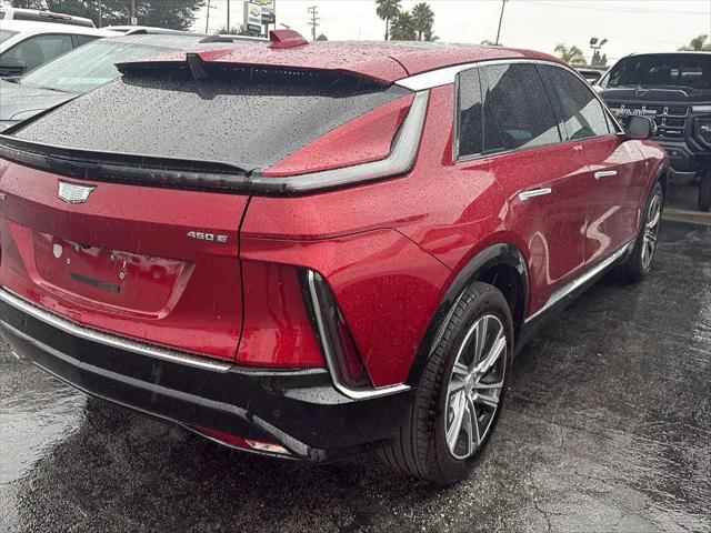 2024 Cadillac iQ Luxury w/1SE