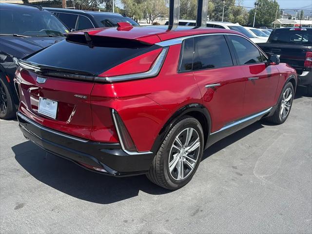 2024 Cadillac iQ Luxury w/1SE