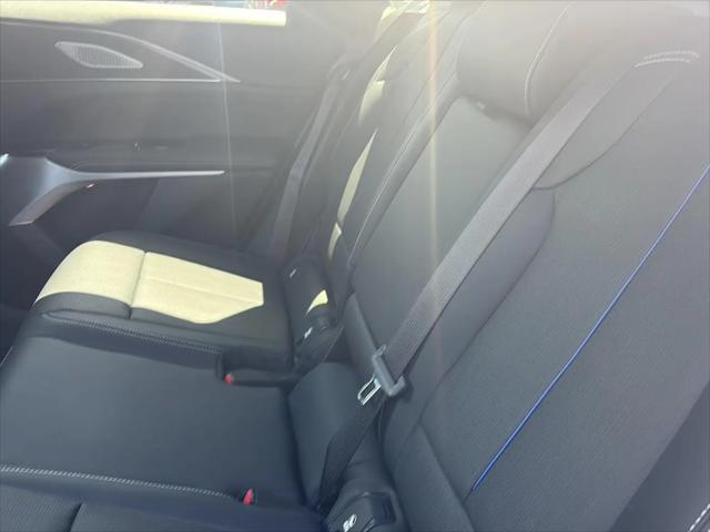 2024 Cadillac iQ Luxury w/1SE