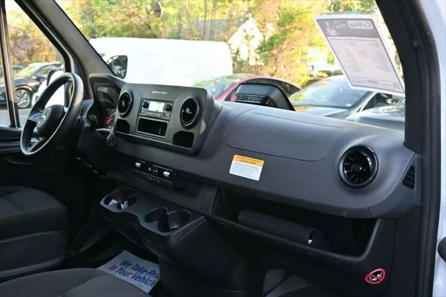 2025 Mercedes-Benz Sprinter 2500 High Roof 4-Cyl Diesel