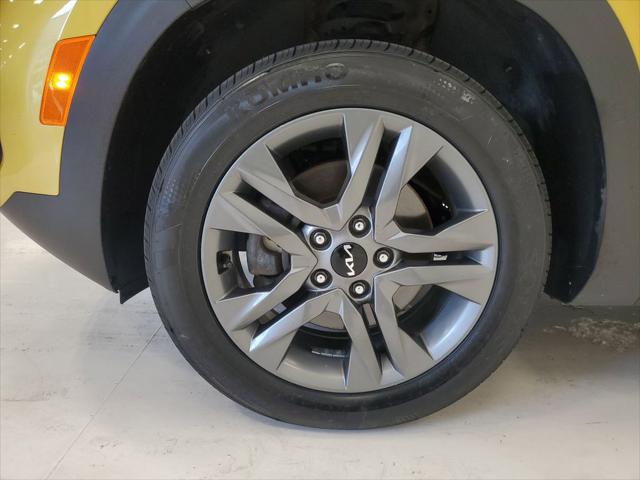 2023 Kia Seltos S