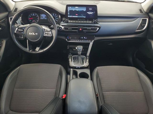 2023 Kia Seltos S