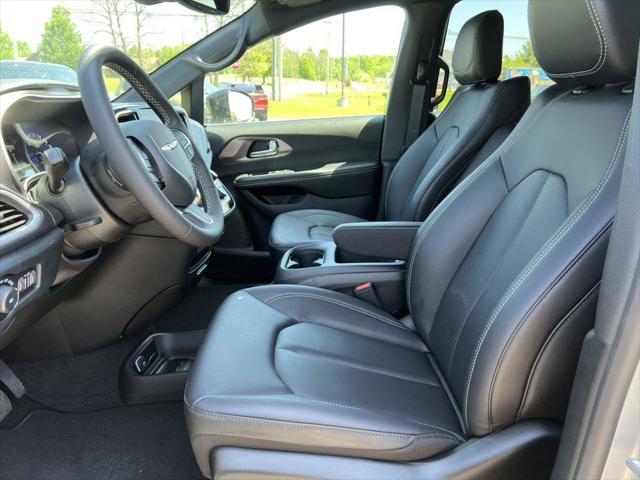 2026 Chrysler Pacifica PACIFICA SELECT AWD 2026 Chrysler Pacifica PACIFICA SELECT AWD
