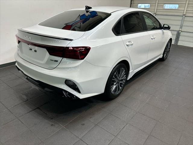 2024 Kia Forte GT-Line 2024 Kia Forte GT-Line