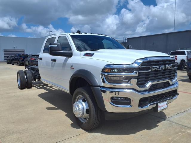2026 RAM 5500 Chassis RAM 5500 TRADESMAN CHASSIS CREW CAB 4X4 84 CA