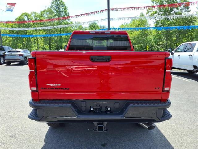 2026 Chevrolet Silverado 2500HD Crew Cab, Standard Bed, LT, 4WD