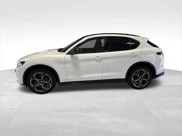2024 Alfa Romeo Stelvio Veloce AWD 2024 Alfa Romeo Stelvio Veloce AWD