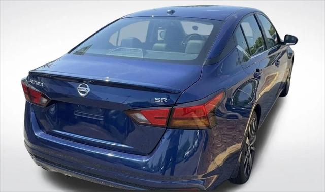 2020 Nissan Altima SR FWD 2020 Nissan Altima SR FWD