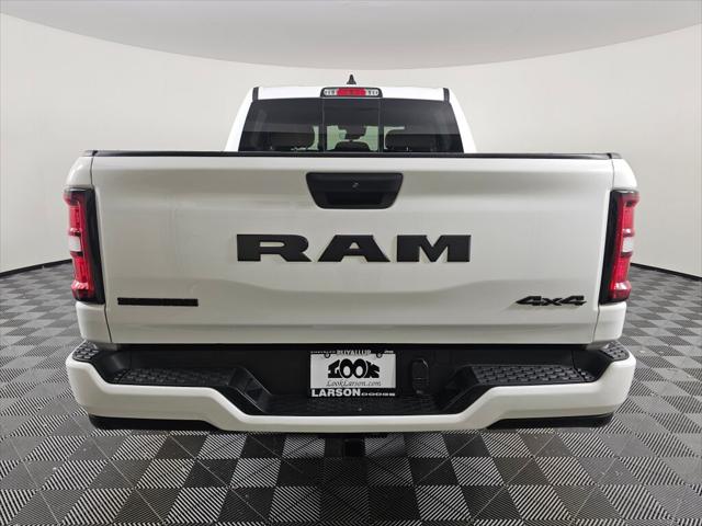 2025 Ram 1500 Big Horn Crew Cab 4x4 5'7" Box