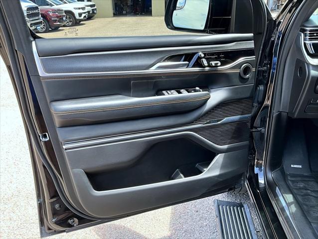 2023 Jeep Grand Wagoneer Series III Obsidian 4x4