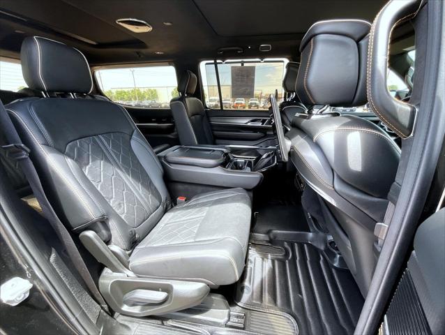 2023 Jeep Grand Wagoneer Series III Obsidian 4x4
