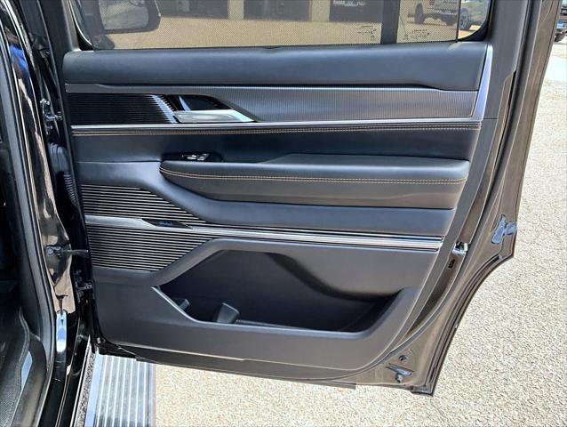 2023 Jeep Grand Wagoneer Series III Obsidian 4x4