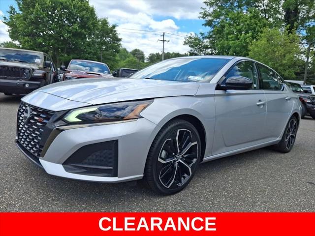 2024 Nissan Altima SR FWD 2024 Nissan Altima SR FWD