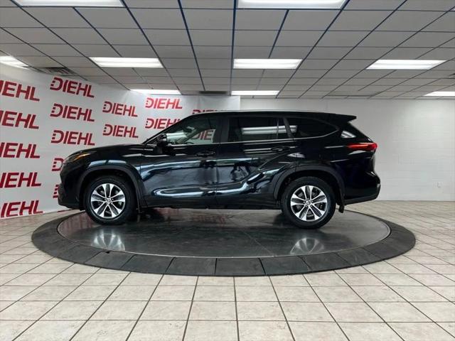2023 Toyota Highlander XLE 2023 Toyota Highlander XLE