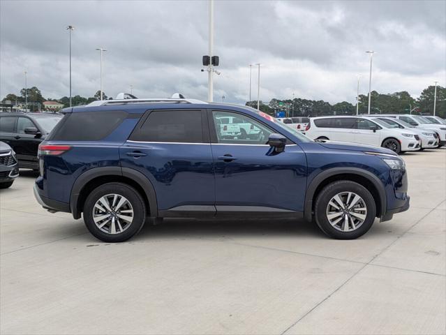 2025 Nissan Pathfinder SL FWD