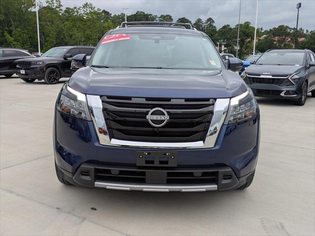 2025 Nissan Pathfinder SL FWD