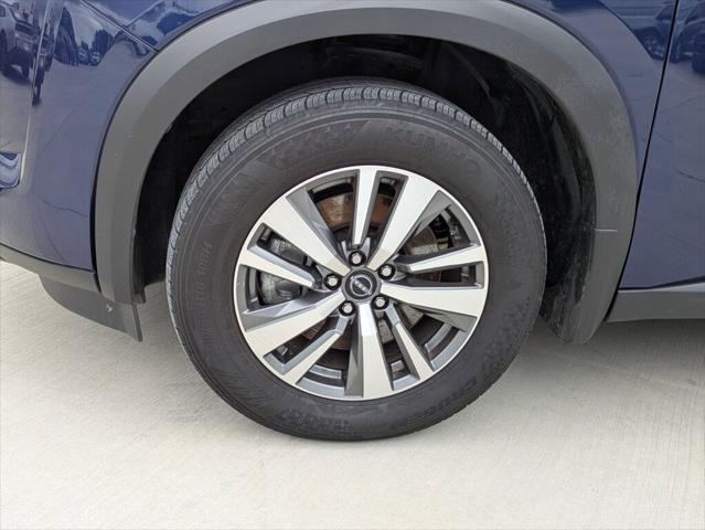 2025 Nissan Pathfinder SL FWD
