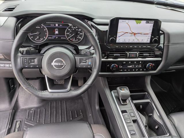 2025 Nissan Pathfinder SL FWD