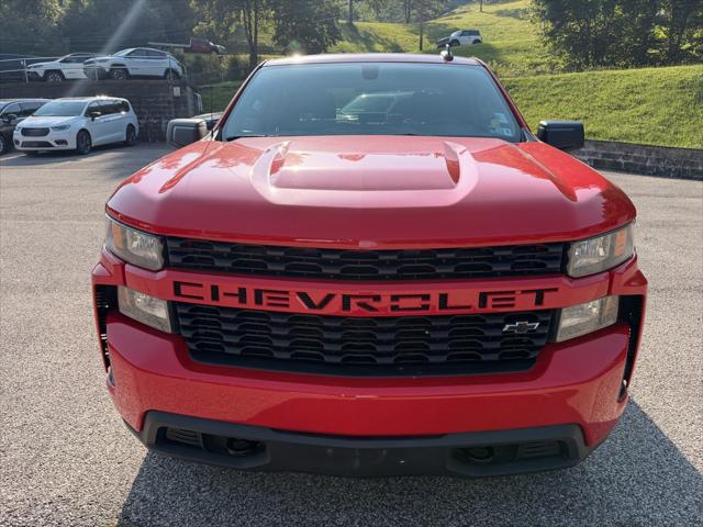 2021 Chevrolet Silverado 1500 4WD Crew Cab Short Bed Custom 2021 Chevrolet Silverado 1500 4WD Crew Cab Short Bed Custom