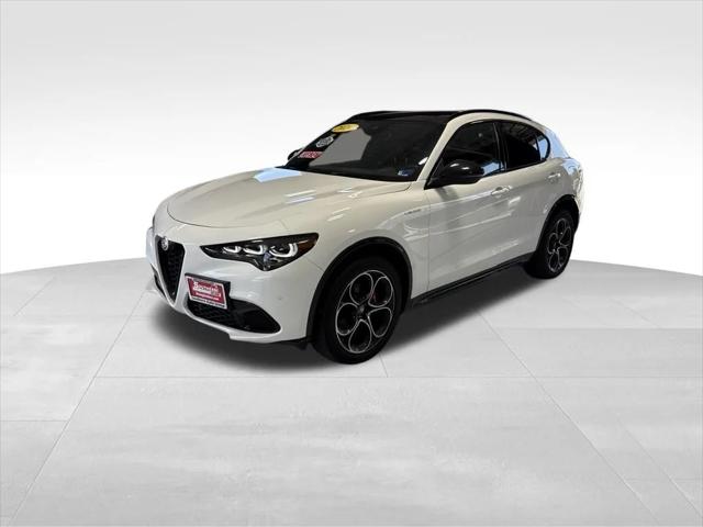 2024 Alfa Romeo Stelvio Veloce AWD 2024 Alfa Romeo Stelvio Veloce AWD
