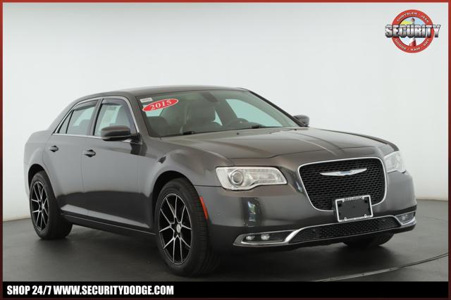 2015 Chrysler 300 Limited for sale in Amityville, NY