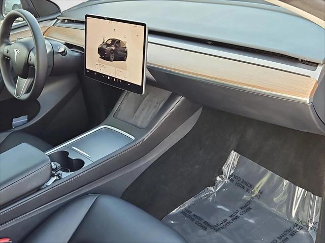 2025 Tesla Model Y Long Range Dual Motor All-Wheel Drive