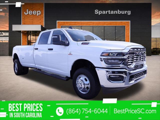 2026 RAM Ram 3500 RAM 3500 TRADESMAN CREW CAB 4X4 8 BOX