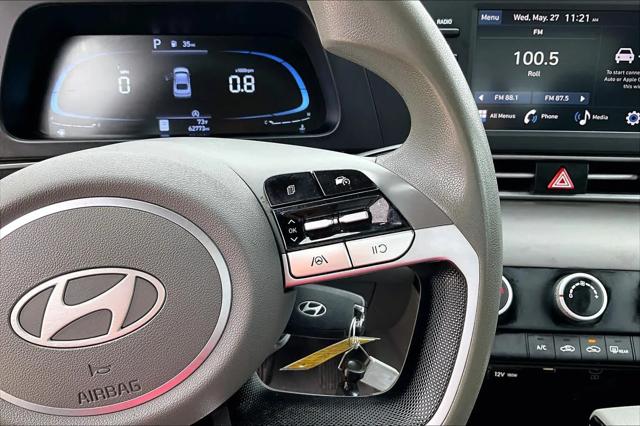 2024 Hyundai Elantra SE