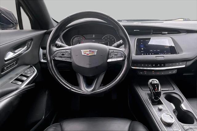 2023 Cadillac XT4 FWD Premium Luxury