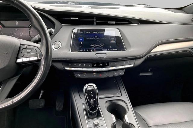 2023 Cadillac XT4 FWD Premium Luxury