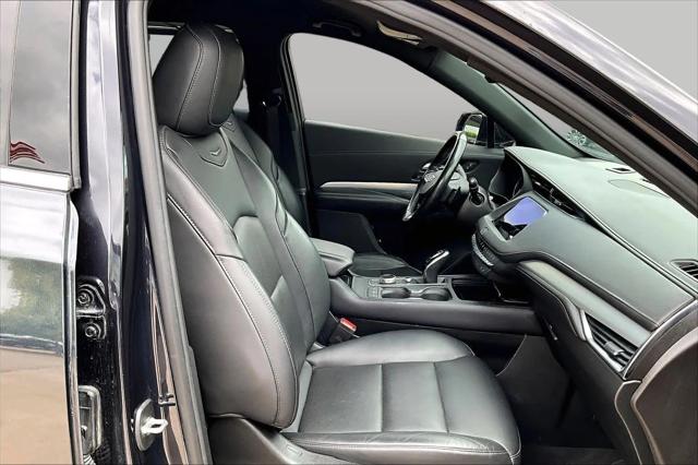 2023 Cadillac XT4 FWD Premium Luxury