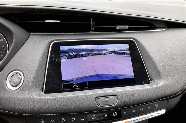 2023 Cadillac XT4 FWD Premium Luxury