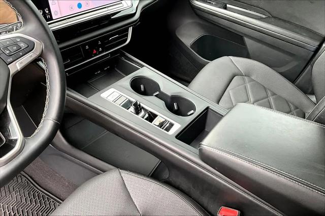 2024 Volkswagen Atlas 2.0T SE