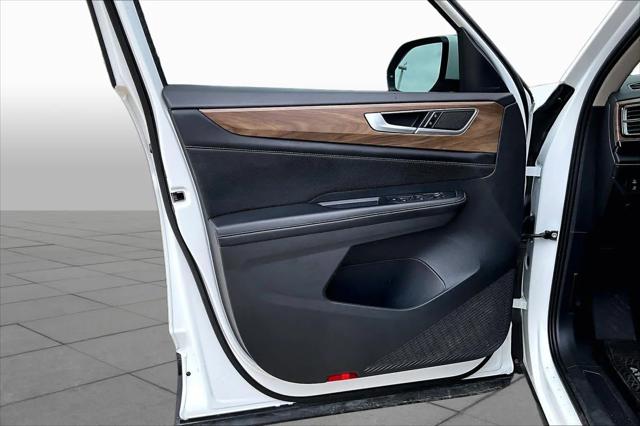 2024 Volkswagen Atlas 2.0T SE