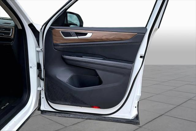 2024 Volkswagen Atlas 2.0T SE