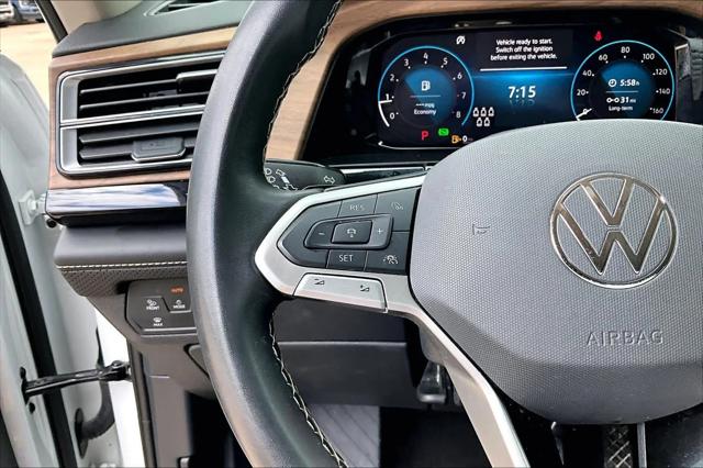 2024 Volkswagen Atlas 2.0T SE