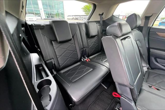 2024 Volkswagen Atlas 2.0T SE
