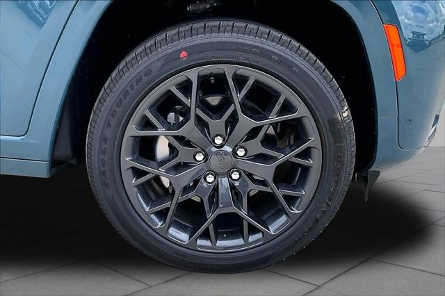 2026 Jeep Grand Cherokee Summit 4x4