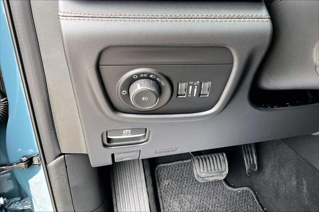 2026 Jeep Grand Cherokee Summit 4x4