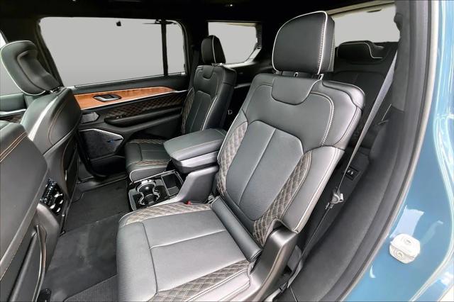 2026 Jeep Grand Cherokee Summit 4x4