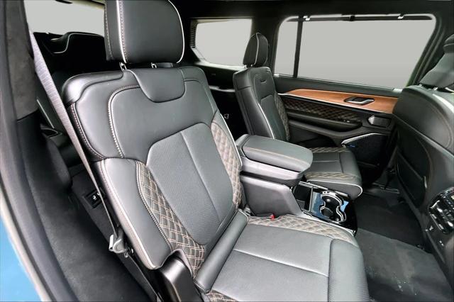 2026 Jeep Grand Cherokee Summit 4x4