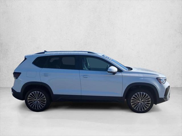 2026 Volkswagen Taos SE