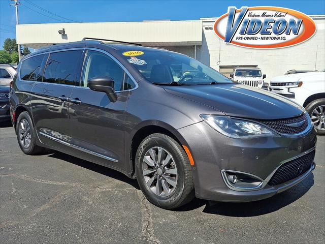 2020 Chrysler Pacifica Touring L Plus 2020 Chrysler Pacifica Touring L Plus
