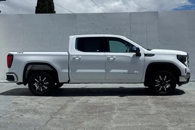 2022 GMC Sierra 1500 4WD Crew Cab Short Box SLE