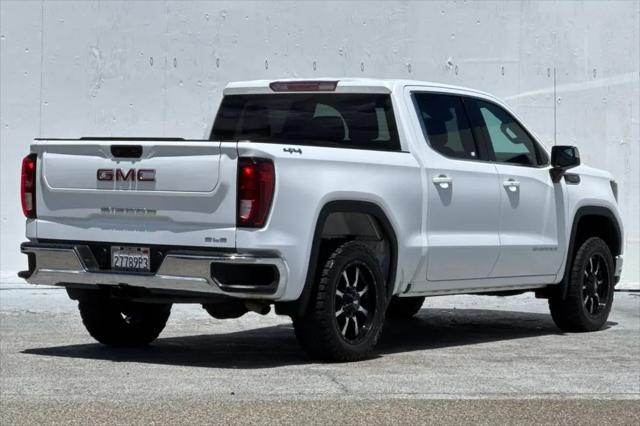 2022 GMC Sierra 1500 4WD Crew Cab Short Box SLE