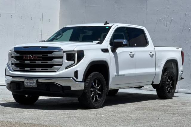 2022 GMC Sierra 1500 4WD Crew Cab Short Box SLE