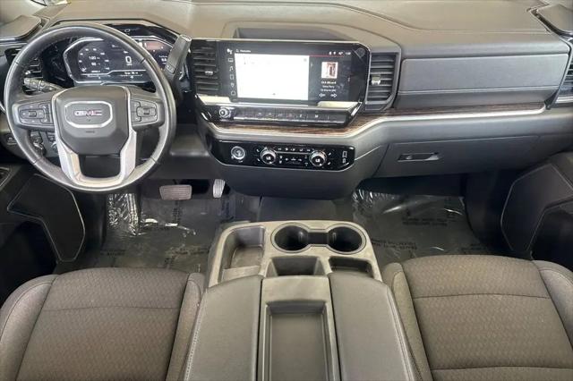 2022 GMC Sierra 1500 4WD Crew Cab Short Box SLE